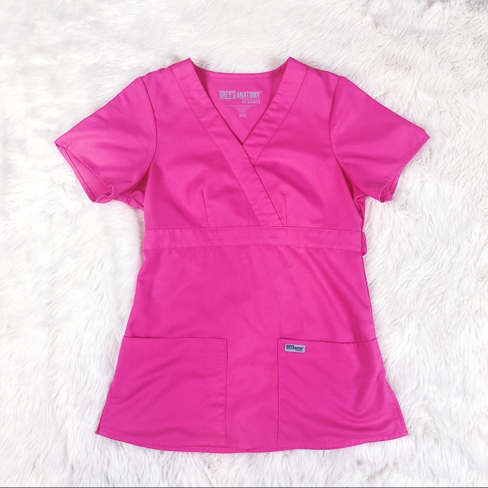 Grey’s Anatomy Scrub Top 💕